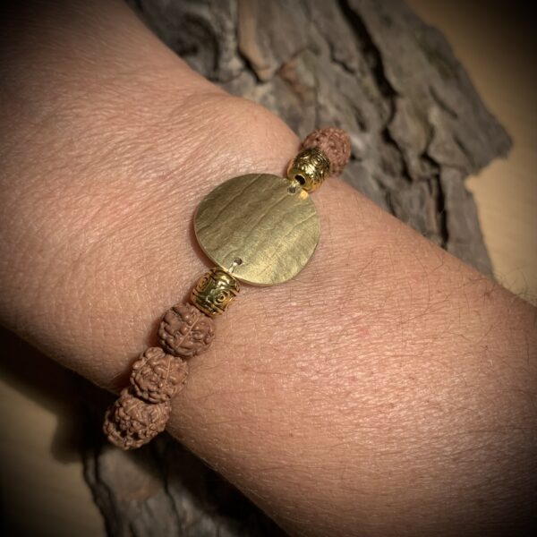 Bracelet en graines de rudraksha – Image 2