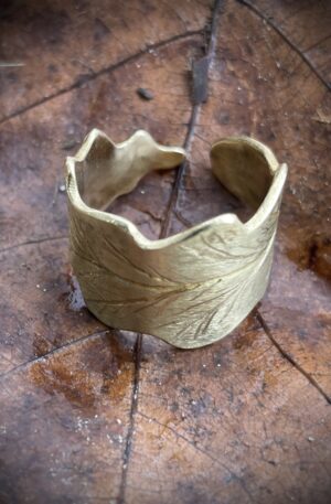 Bague feuille en laiton