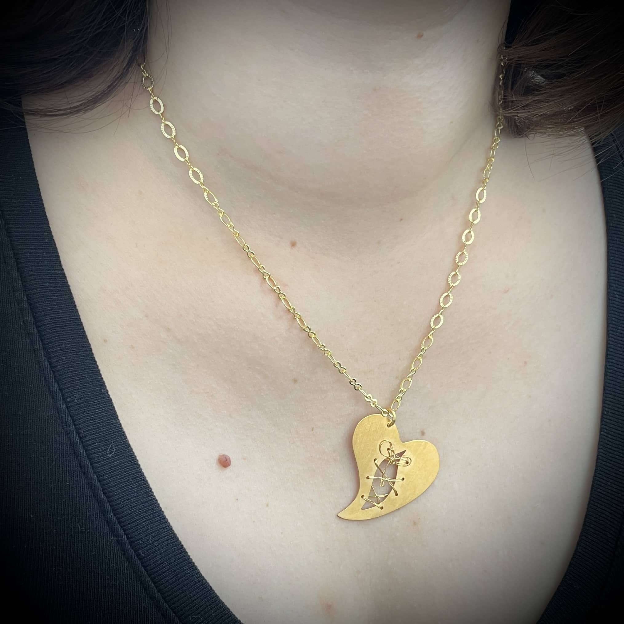 Pendentif cœur en laiton doré