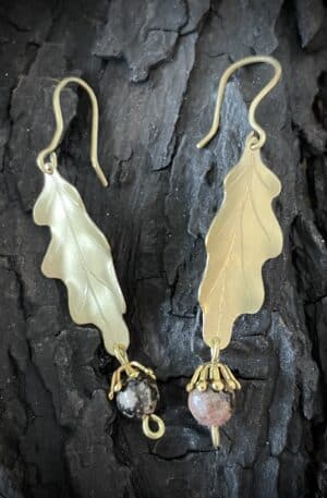 Boucles d'oreilles feuille de chêne et grelot